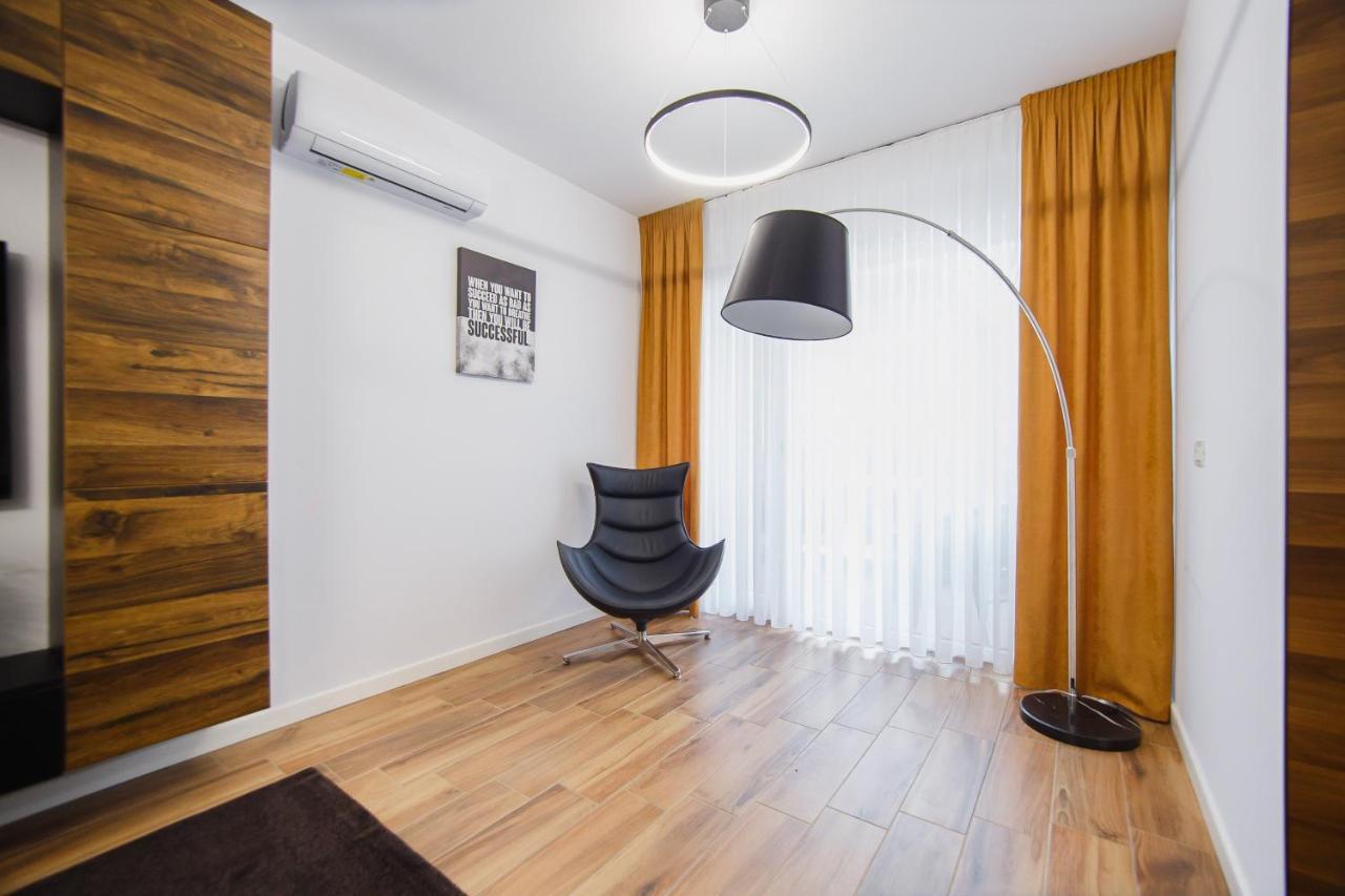 Chocolate Delight At West Residence Oradea Eksteriør bilde